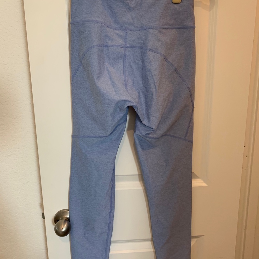 Outdoor voices crop leggings - Picture 2 of 4